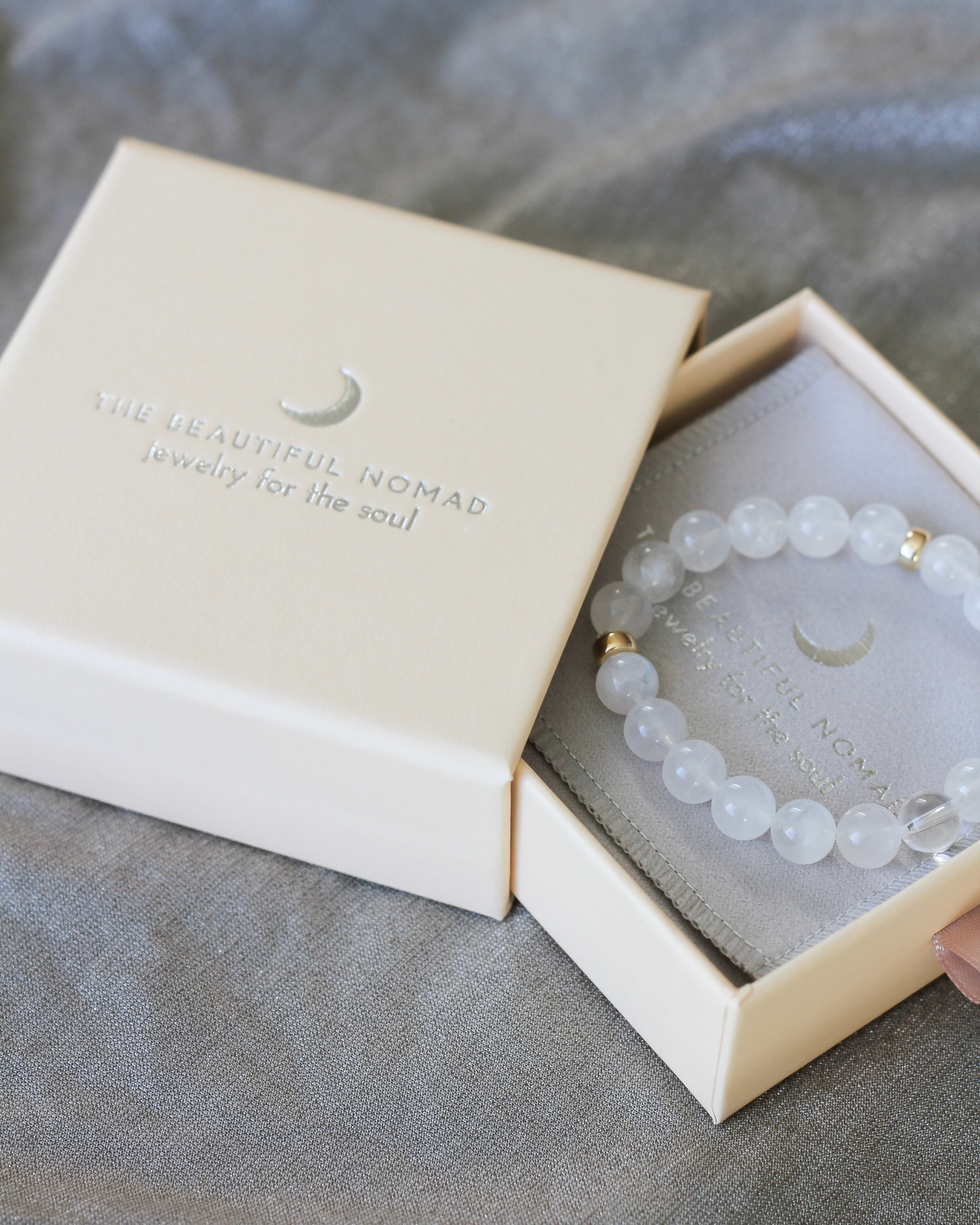 Renewal Aura Bracelet | Moonstone