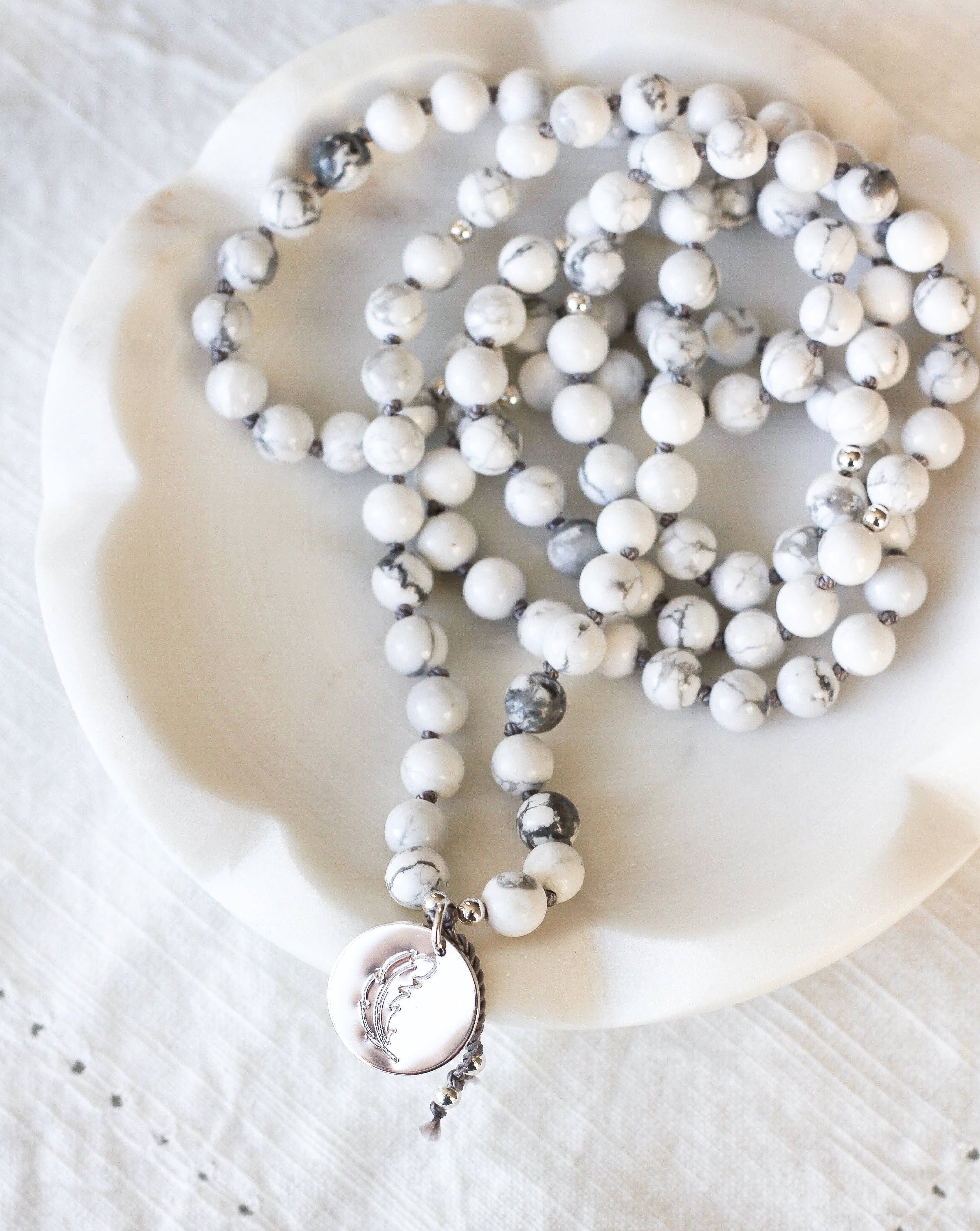 Howlite mala deals